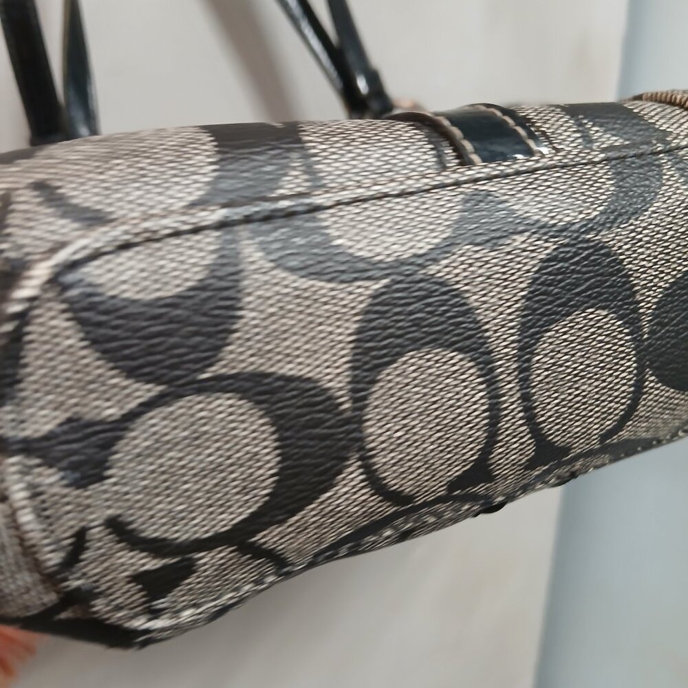 Coach Monogram Tote - Picture 5 of 11